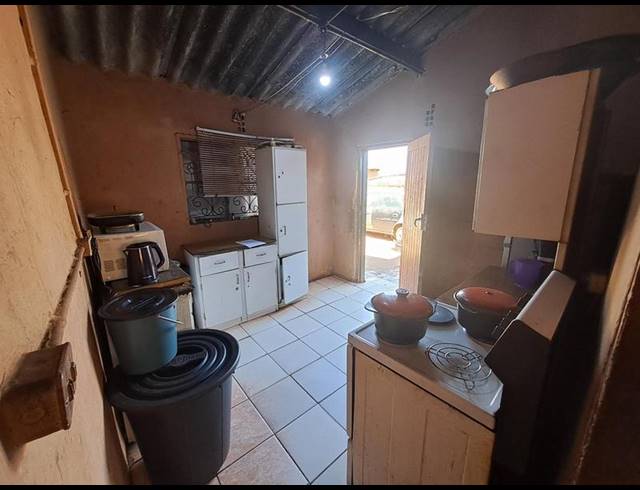 2 BEDROOM HOUSE FOR SALE IN DOBSONVILLE